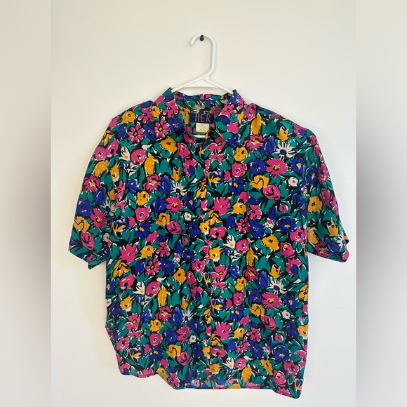 VINTAGE H.E.R. 100% silk top US M - Picture 7 of 7